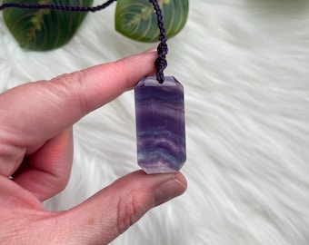 Péndulo de fluorita arcoíris - Péndulo artesanal original - Adivinación - Inmersión - Herramientas de brujería - Hechizos - Curación