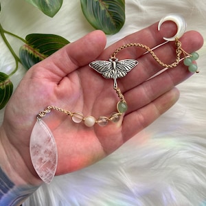 Luna Moth Pendulum - OOAK - Divination - Dowsing - Energy Healing - Healing Pendulum - Witch Tool - Chakra Healing - Divine Feminine