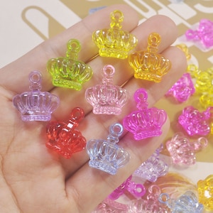 Crown pendants random mixed acrylic，Crown Charm,30 pcs set,22x20mm