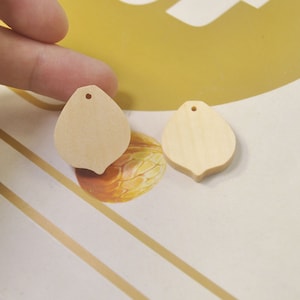 12 DIY Unfinished Laser Cut wood pendant,Natural Wood Earrings Blanks,Natural Wood Jewelry,Wood Shapes,Wood Apple Shape - 23x27mm