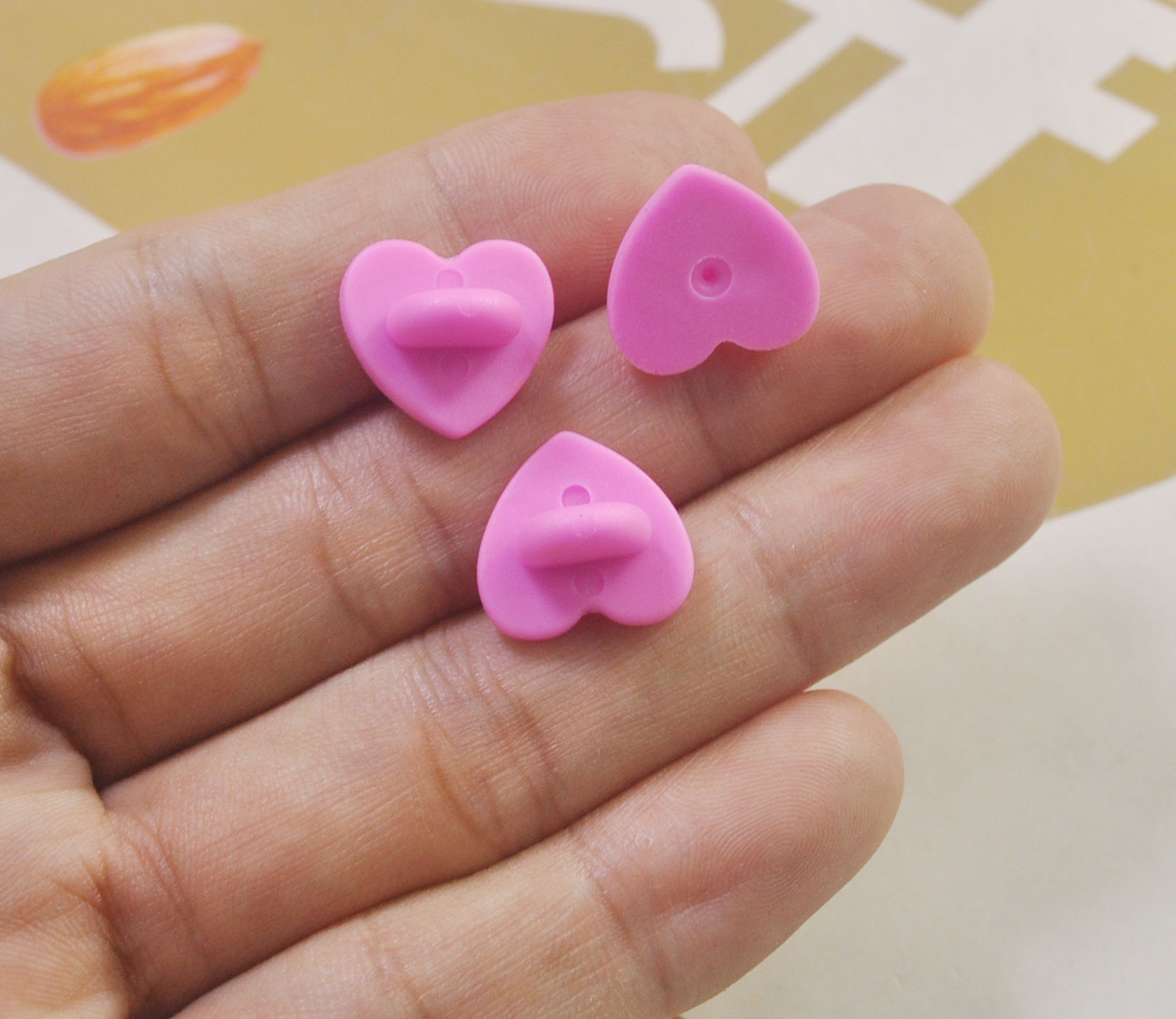 Pack of 10,20, 40, 60, 80, or 100pcs,pink Heart Rubber Clutches Backings  Backs Clasp,rubber Pin Back for Enamel Lapel Pin,14mm 