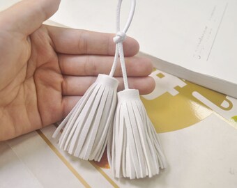 5Pcs Beige PU Leather Tassels,Faux Leather Tassel Charm for Handbags,hair on tassels,Purse Tassel Leather,Decorative Tassels.