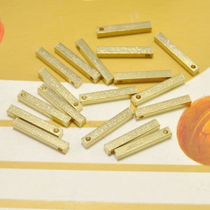 Tiny Bar Pendant,20Pcs Raw Brass Bar,Square Bar,Bar Necklace,Bar Pendant,bar earrings Rectangle,Nameplate Bar (3x20mm) - D5320