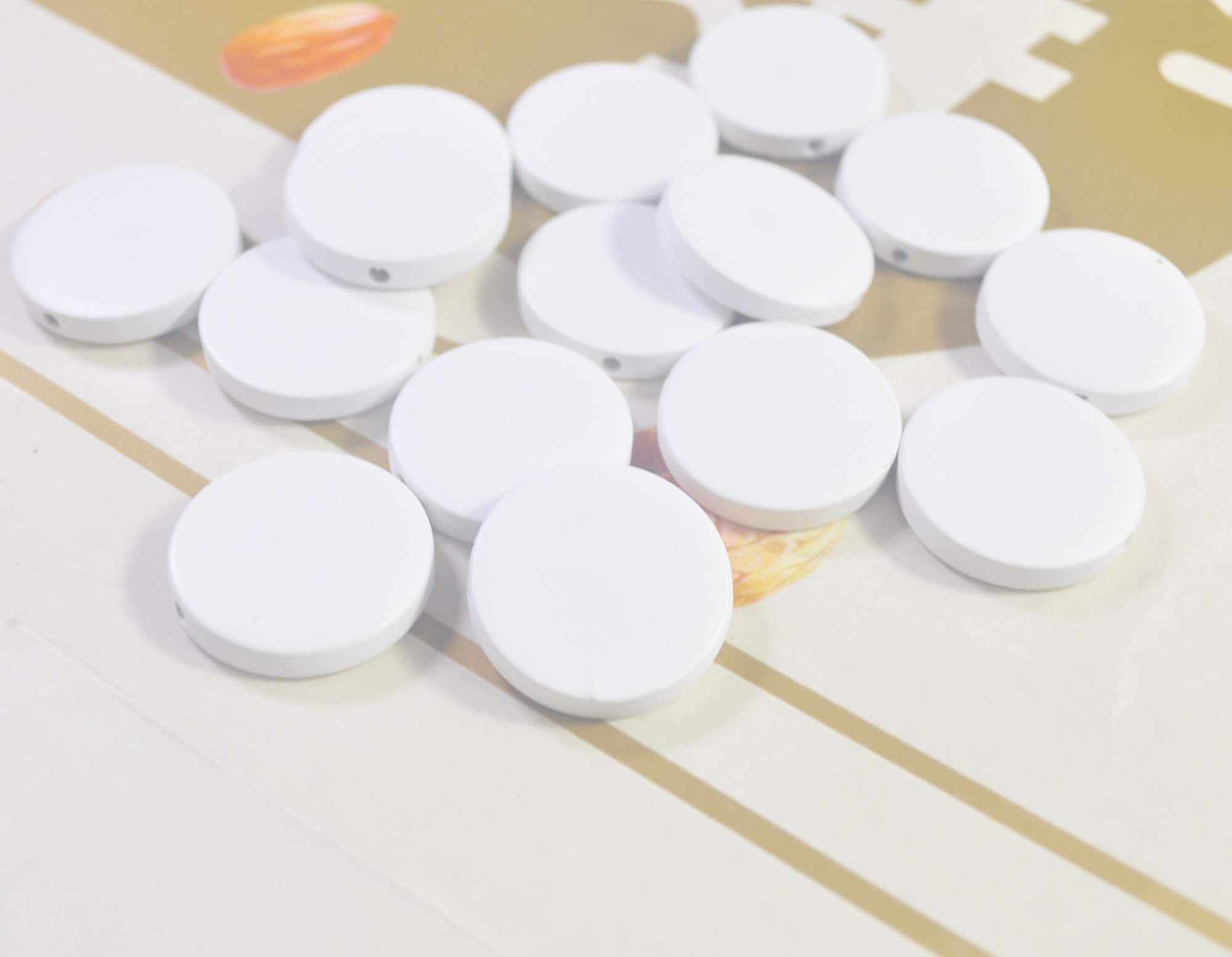 30 pcs White Flat Round Wood Bead,Painted Wood Circles Wooden discs, wood disk ,Unfinished Wooden Beads for jewellry,25x5mm