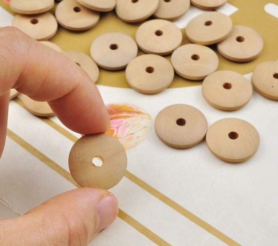 Vaessen Creative Perle di Legno, Rotonde, Non Trattate, ø 30 mm, 20 unità, per Attività di Arti e Mestieri, Decorazioni, Creazione di Gioielli e Altro