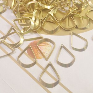 30Pcs Raw Brass Teardrop Pendant Charms,Tear  Drop Connector,21x28mm