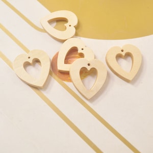 12Pieces,DIY Unfinished Laser Cut Wood Pendant,Natural Wood Earrings Blanks,Wood Heart Jewelry, Wood Shapes,Wood Hollow Heart Shape,25x23mm