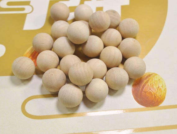 Wood Balls - Buy full round wooden balls in many sizes