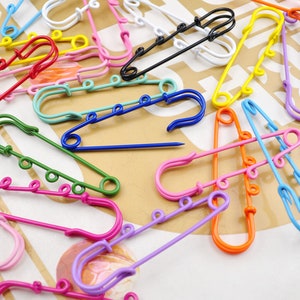 13 colores, 5 uds. Broche de color con 3 bucles, pasador de seguridad de Metal esmaltado, pasador de falda escocesa, broche para hacer joyas de 60mm