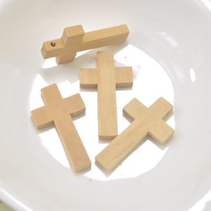 Unfinished Natural Wood Cross Charms,50pcs wood beads Pendant,Wooden Cross,wooden beads 42x24mm.