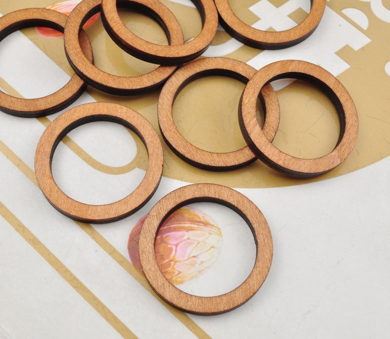 25pcs Natural Round Flat Wood Rings,unfinished Brown Wooden Circle for ...