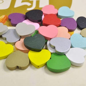 25mm Mixed Color Heart Bead,100Pcs Wood Heart Beads,Flat Wooden Heart Bead Charm Pendant，Jewelry Making Beading Supplies