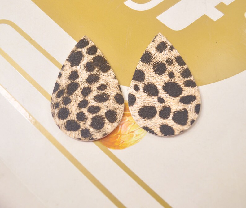 8 Leopard Print Patterned FAUX leather teardrops,vegan leather teardrop shapes for earrings,Boho Leather teardrop for Earring Making-VC5060#