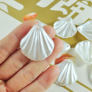 30Pcs/50Pcs/100Pcs Pearl Cowry Shells Pendants , Acrylic Cowry Shells Charms ,ABS Pearl White Cowry Shells,Cowry Shells,Jewelry Supply