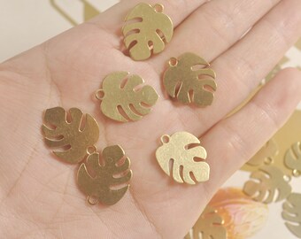30 Pieces Raw Brass Leaf Shape Charms, Monstera Pendant Findings,22x17mm