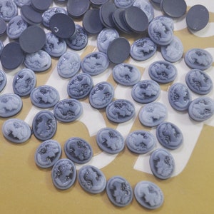 50Pcs , Small Gray Cameo Cabochons Woman&#39;s Face Cameo Cabs,Resin Victorian Lady Cameo Cabochon --8x10mm