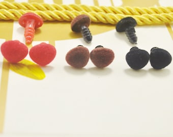 30pcs 11mm 3- color Velvet Triangle Safety Nose Colored Flocking nose Plush nose for Amigurumi or crochet doll - 10PCS for each color