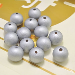20pcs Silver Round Wood Beads,20mm round wooden bead,necklace bead.bracelet bead, wood craft,space wood beads，wholesale beads