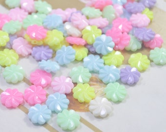 Cuentas de flores, cuentas de flores de 12 mm, cuentas acrílicas o de resina, cuentas de colores surtidos, cuentas de flores en tonos pastel, juego de 150 piezas