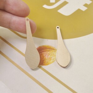 12Pcs,DIY Unfinished Laser Cut Wood Pendant,Natural Wood Earrings Blanks,Natural Wood Jewelry, Wood Shapes,Long Wood Vase Shape - 51x15mm