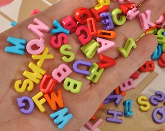 200 Acrylic Alphabet Letter Beads Pattern,ABC Name Initial Letter Beads Kit,Mixed Alphabet Shape Bead Necklace Bracelet KeyChain DIY Jewelry