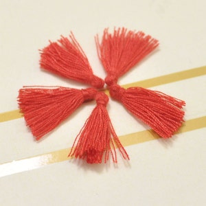 50pcs Red Mini Tassels,1.7cm 100% Cotton Tassels,Tiny Short Tassels,Handmade Tassels,Bookmark Tassels,earring Tassels.