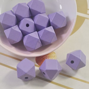 50Pcs 20mm Light Purple Geometric Polygon Wood Beads - Dyed Beads - Wooden Beads