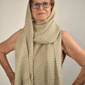 Summer handwoven shawl, linen and silk, natural. Silky pashmina natural. Bridal shawl. Large summer scarf.