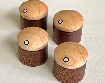 Maple on Mahogany Guitar Knobs: PRICE/KNOB