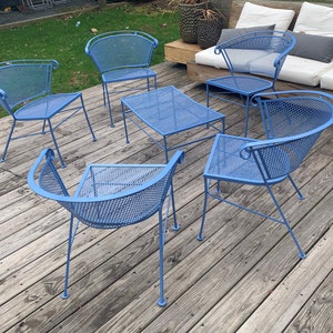  Juego de 2 sillas y mesa redonda de aluminio fundido, muebles  de jardín al aire libre para comedor, patio, terraza, terraza : Patio,  Césped y Jardín