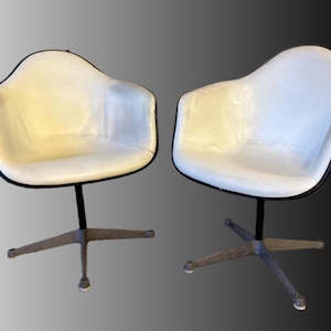 Pair Mid Century Vintage Herman Miller Swivel Shell Chairs,Accent Chairs,Eames Era,Herman Miller Chairs,Atomic Age furniture,George Nelson