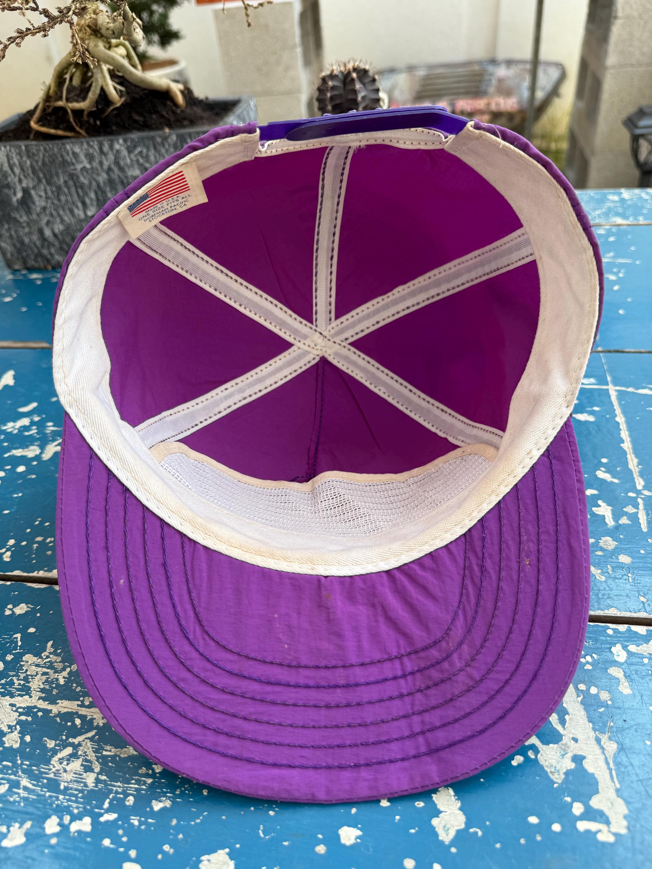 ワーナーブラザーズ　キャップ USA 90s Vintage 90s Warner Bros Logo Cap - Etsy