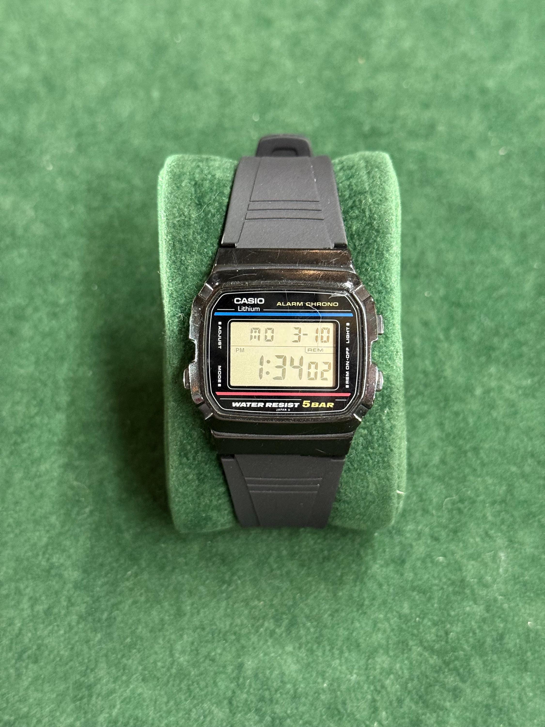 Vintage Casio W-46 Digital Watch - Etsy