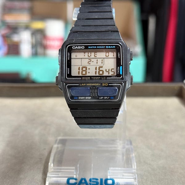 Casio XC-30 Japan Vintage 80s Digital Wristwatch Rare