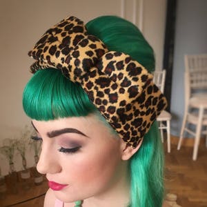 Leopard hair bow/velvet hair bow/50s hat/60s hat/velvet hat/bow headband/Pin Up Curl/Mrs Maisel/wedding hat/bow fascinator/Pin Up Curl