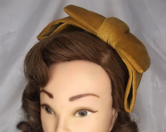 Velvet Bow Headband: 50s 60s Style Fascinator