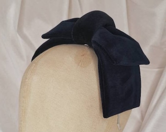 Navy Velvet Bow Headband: 50s 60s Style Fascinator