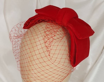 Red Velvet Bow Cocktail Hat with Birdcage Veil: Pin Up Style
