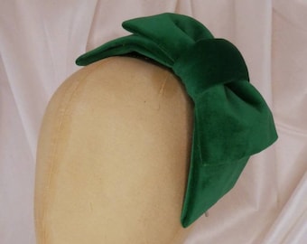 Emerald Green Velvet Bow Headband: 50s Style Fascinator
