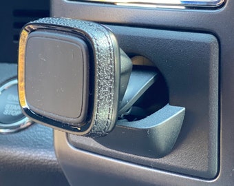 Ford Custom phone mount- 2004-2024 Expedition, Lightning, F150 - Integrated into dash.