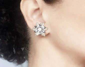 CLIP on earrings Swarovski cristal Vintage grey & Gold plate clip short earrings flower vintage earring French design Hand made Nickel free