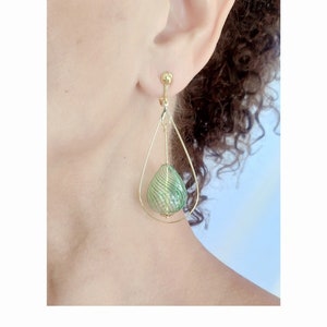 MURANO CLIP on Earrings Green & gold Original Murano glass Blown teardrop bead dangle French design Hand made Nickel free