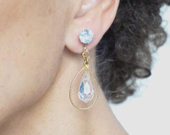 Pendientes de clip CLIPS con gotas de gema de circonita y cristal Swarovski, acabado transparente/dorado, diseño francés hecho a mano, sin níquel.