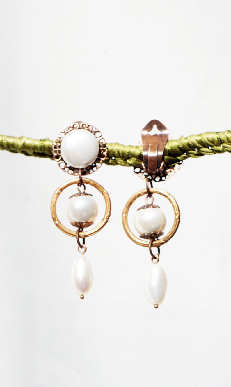 CLIPS on Earrings White /& Copper Earrings White Mother of Pearl Dangle drop Mother of pearl French design Handmade Nickel free Gift for her