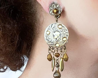 CLIP on Earrings Gold & Bronze Vintage round bronze métal Engraved face, Filigree, Clips earrings Dangle French design hand made