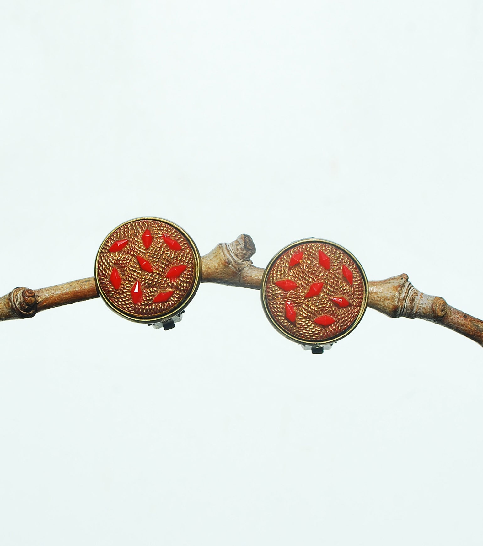 Boucles D'oreilles Vintage à Clips - Verre Rouge Monture Dorée - Bijou Rétro K5