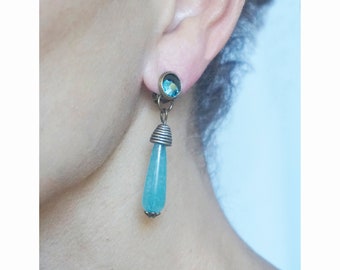 Orecchini a clip CLIP, blu turchese, design a goccia, agata e bronzo, gioielli di design, creazione francese