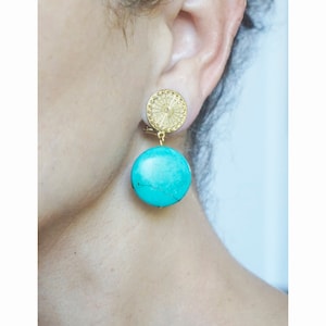 Clip on earrings Turquoise & Gold earrings Dangle round Turquoise stone French design Hand made Nickel free