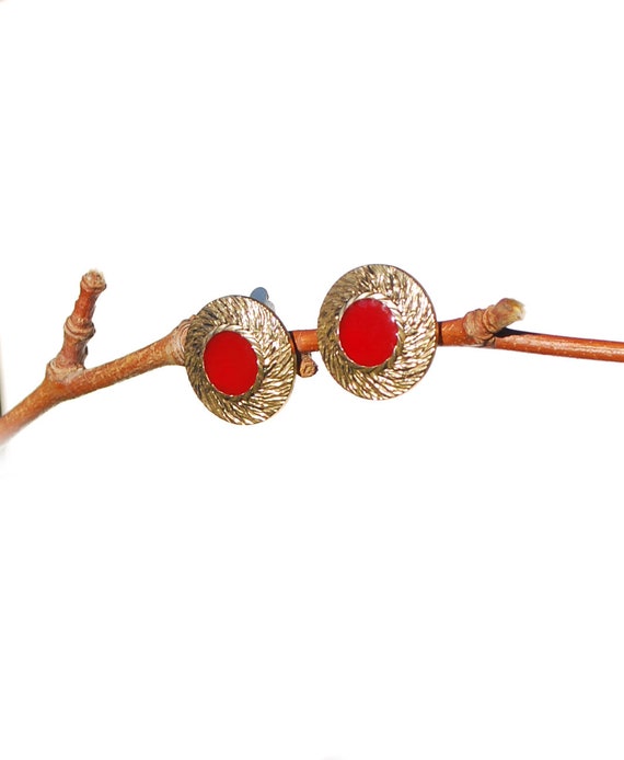 Anciens Clips d'oreilles résine rouge