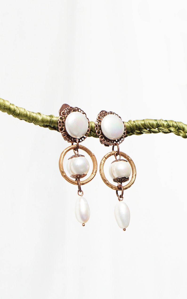 CLIPS on Earrings White /& Copper Earrings White Mother of Pearl Dangle drop Mother of pearl French design Handmade Nickel free Gift for her